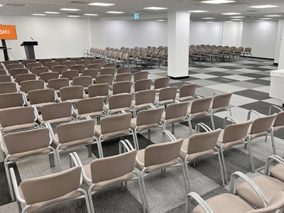 Ozone room with chairs